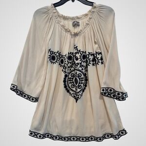 Addie Women Cream Black Embroidered Boho Peasant Blouse Tunic Rayon Small